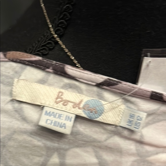 Boden Black and White Sleeveless Tie Front Tank Top - Picture 2 of 4